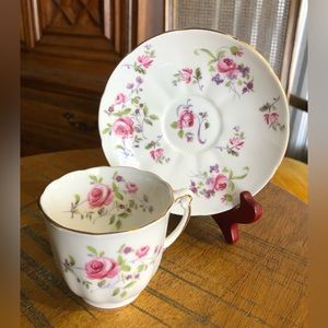 Vintage Colclough England Pink Roses Scalloped Gold Demitasse Teacup & Saucer.